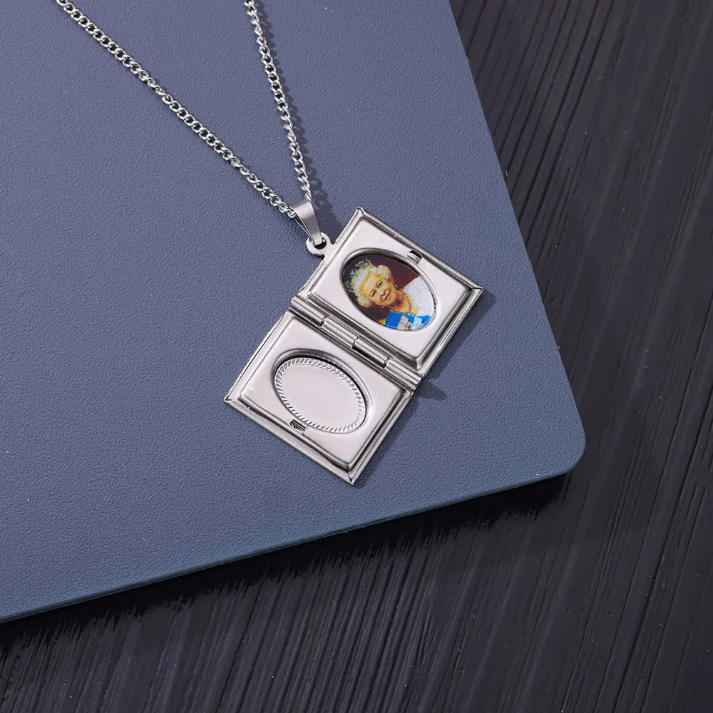 Relicário Livro do Amor com Foto Personalizada