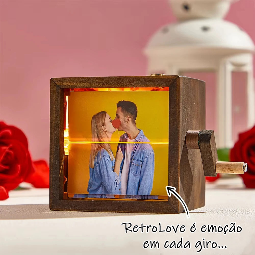 Caixa de Fotos Personalizadas - RetroLove
