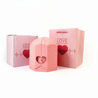 Caixa com Girassol Eterno & Colar Coração Personalizado